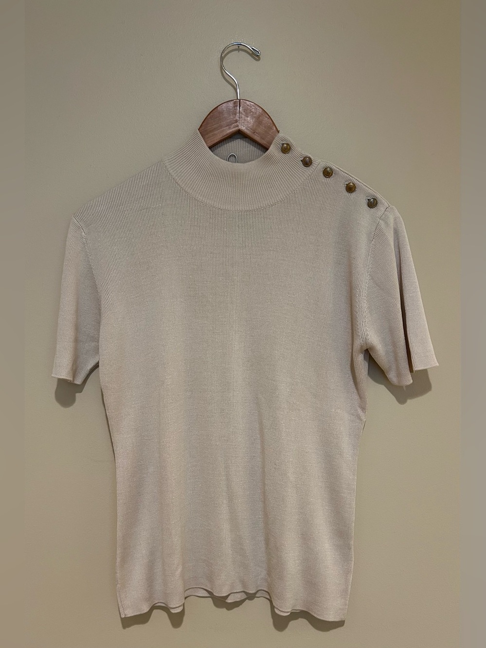 Lauren Ralph Lauren Cream 100% Silk Short-Sleeve Mock Neck with Buttons Size M